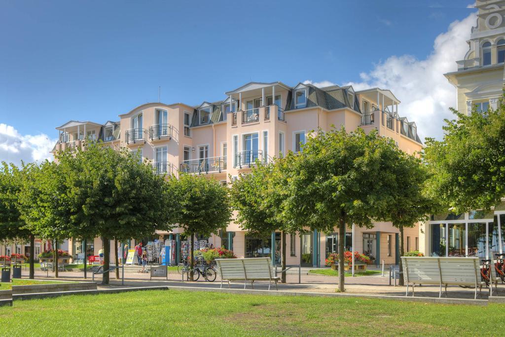 Seetelhotel Ostseeresidenz Ahlbeck Heringsdorf  Buitenkant foto